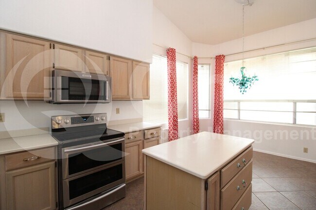 16801 N 61st Way Scottsdale, AZ 85254 photo 4