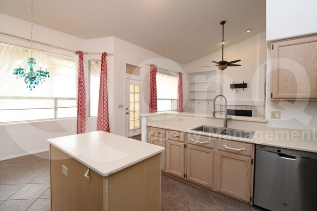 16801 N 61st Way Scottsdale, AZ 85254 photo 5