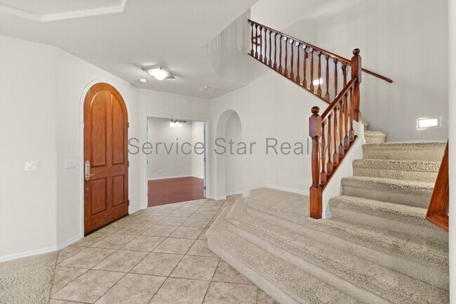 3724 E Robin Ln Phoenix, AZ 85050 photo 3