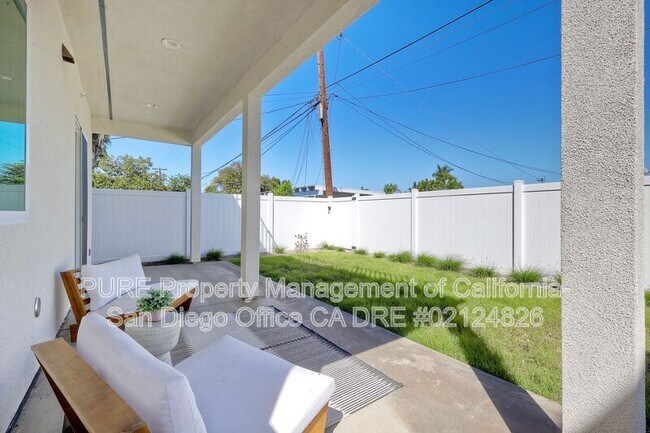 630 N Juniper St Escondido, CA 92025 photo 3