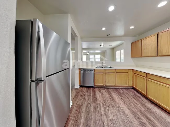 18554 W Mariposa Dr Surprise, AZ 85374 photo 5