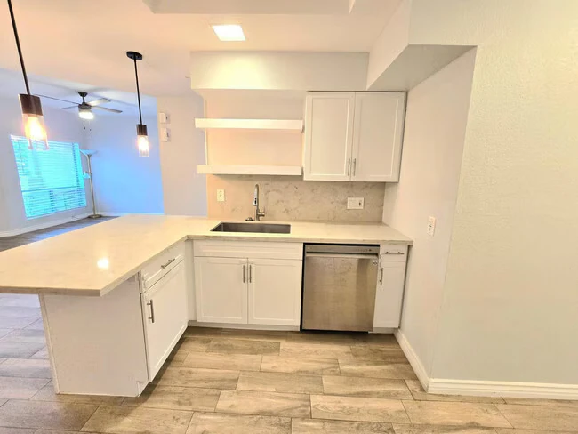 101 N 7th St Phoenix, AZ 85034 photo 4