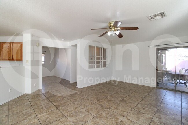 2334 E Hazeltine Way Chandler, AZ 85249 photo 4