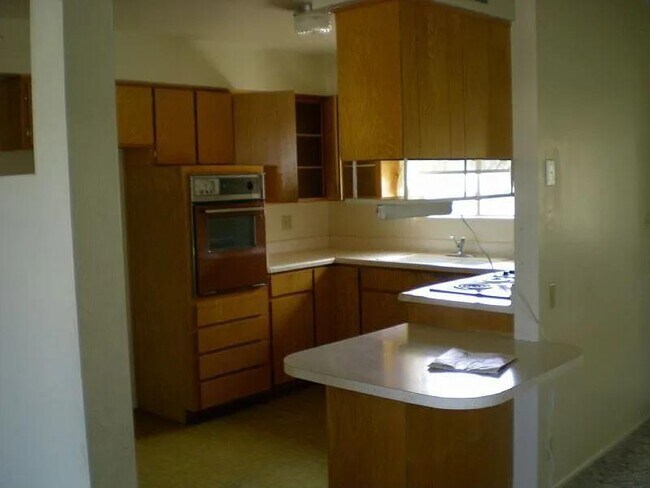 5301 Covina Rd Mesa, AZ 85205 photo 2