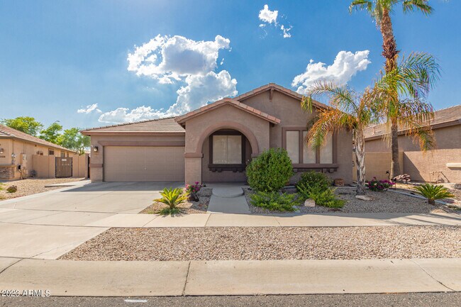 11826 North 146th Avenue, Surprise, AZ 85379 photo 2