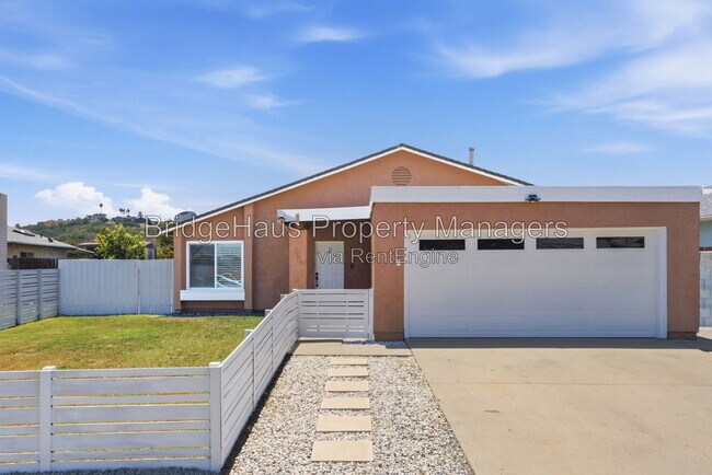 6379 Elsberry St San Diego, CA 92114 photo 2