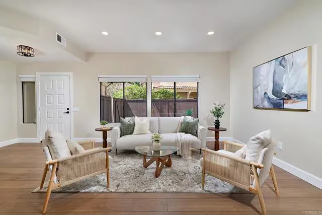 3045 Greenwich St Carlsbad, CA 92010 photo 5