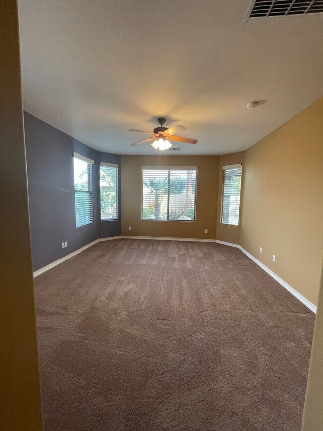 43450 Sansom Dr Maricopa, AZ 85138 photo 2