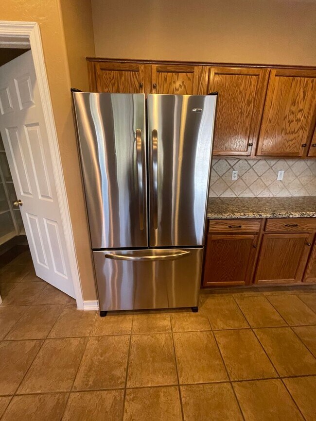 43450 Sansom Dr Maricopa, AZ 85138 photo 5