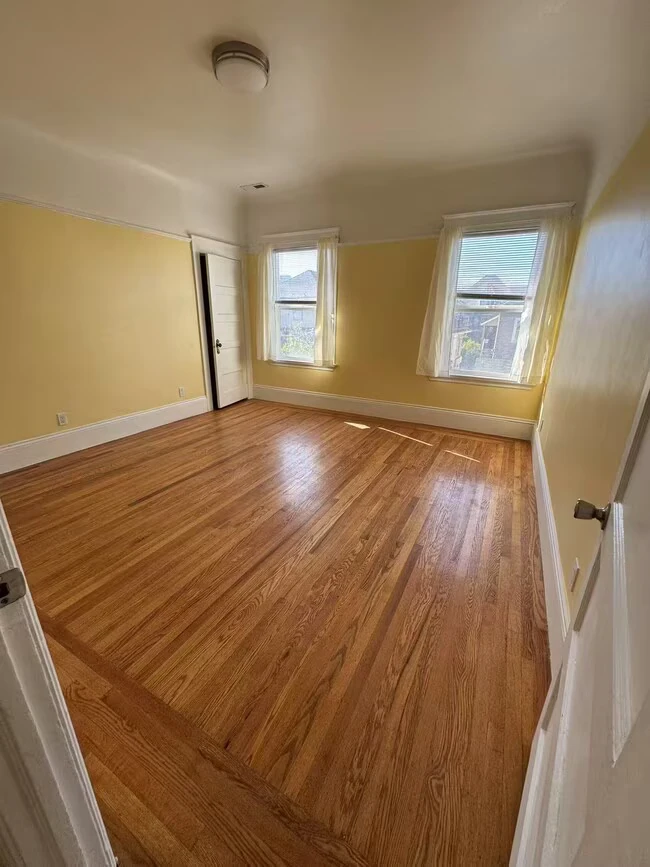 629 E 15th St Oakland, CA 94606 photo 4