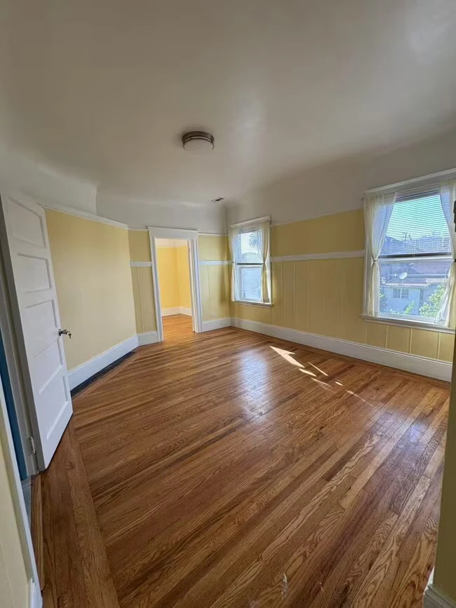 629 E 15th St Oakland, CA 94606 photo 2