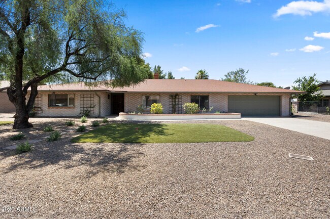 5449 E Larkspur Dr Scottsdale, AZ 85254 photo 4