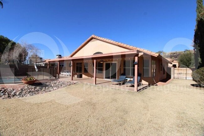 1651 W Acoma Dr Phoenix, AZ 85023 photo 4