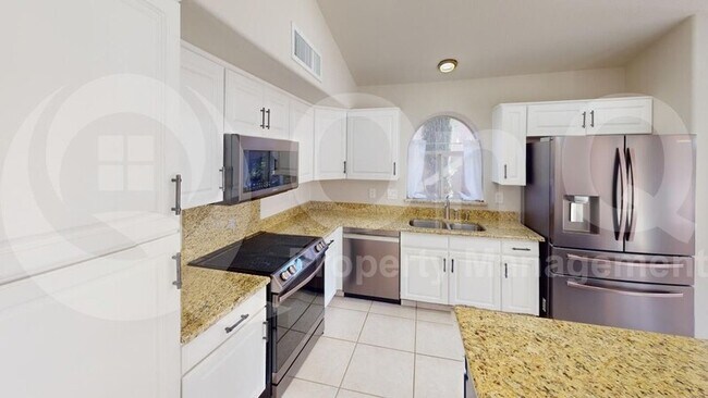 1651 W Acoma Dr Phoenix, AZ 85023 photo 5