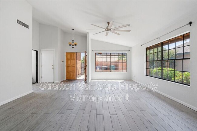 2142 S Las Palmas Mesa, AZ 85202 photo 4