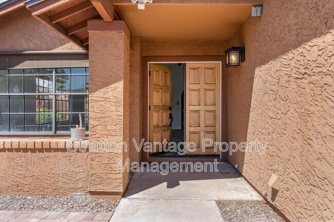 2142 S Las Palmas Mesa, AZ 85202 photo 2