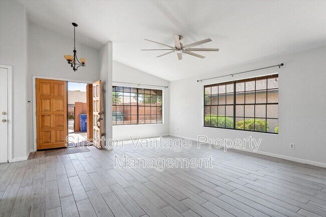 2142 S Las Palmas Mesa, AZ 85202 photo 3
