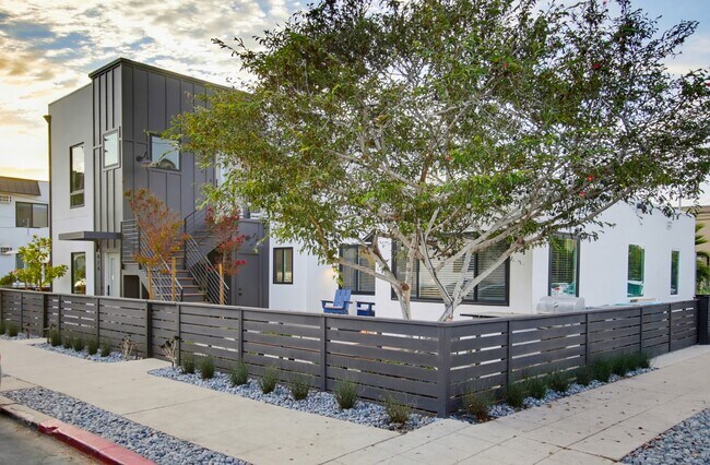 422 Arbor Dr San Diego, CA 92103 photo 4