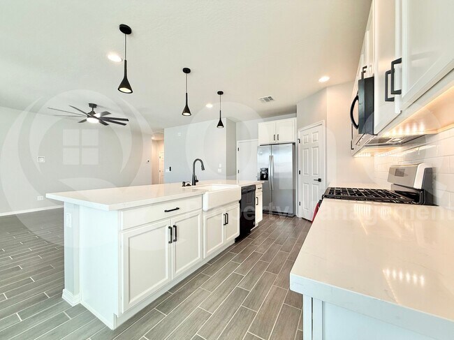 5523 W Coplen Farms Rd Phoenix, AZ 85339 photo 5