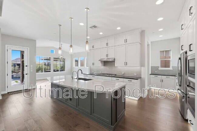 13189 W Desert Frst Trl Peoria, AZ 85383 photo 4