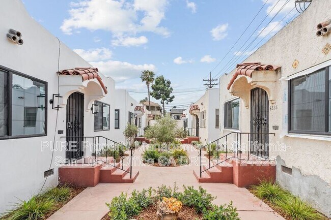 4218-28 Iowa St San Diego, CA 92104