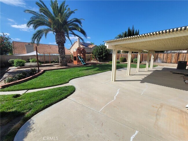 24095 Fuschia Ct Murrieta, CA 92562 photo 5