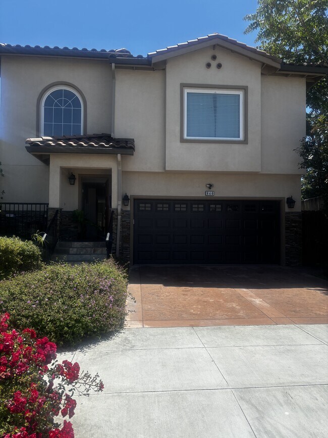 840 Civic Center Dr Santa Clara, CA 95050 photo 2