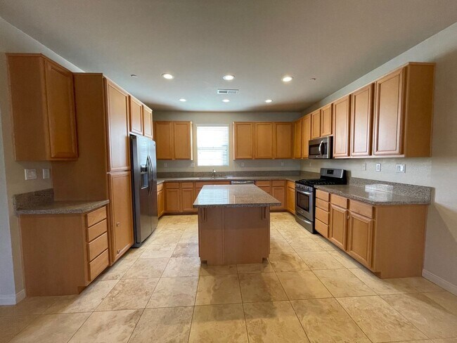 534 Camden Yards Wy El Cajon, CA 92020 photo 3