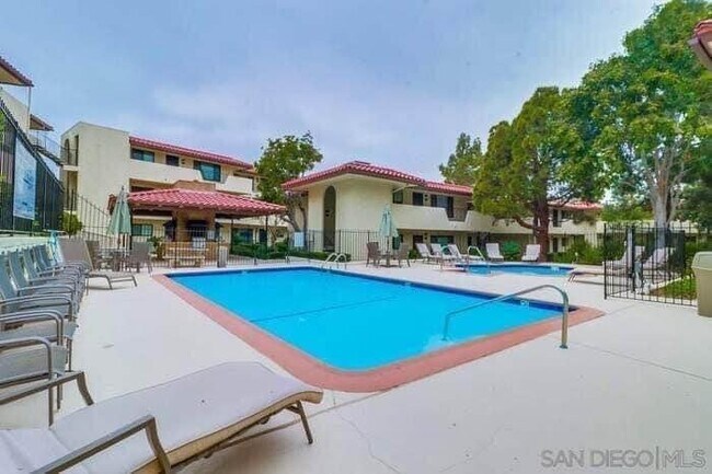 4215 Asher St San Diego, CA 92110
