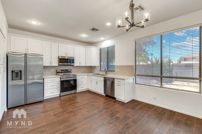 250 N Nash Way photo 2