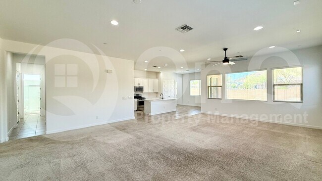 12556 W Calle De Baca Peoria, AZ 85383 photo 5