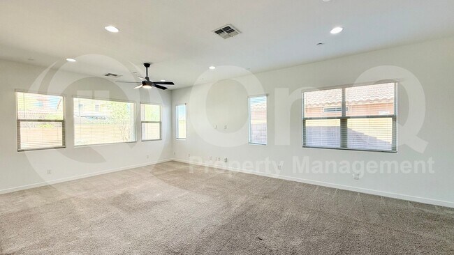 12556 W Calle De Baca Peoria, AZ 85383 photo 3