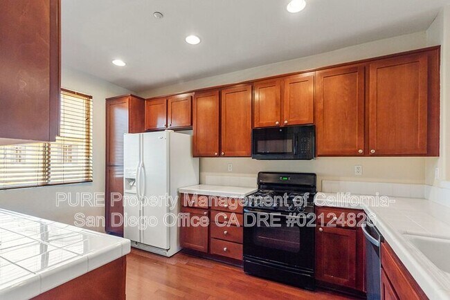 2702 Black Gum Ct Chula Vista, CA 91915 photo 4