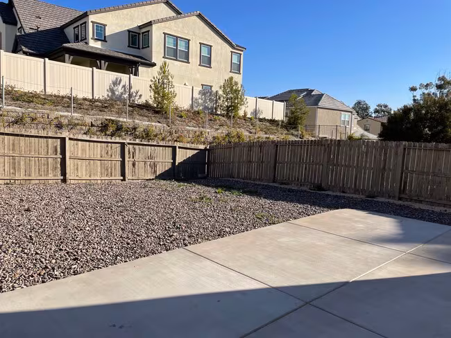 1711 Wildflower Ct Vista, CA 92083 photo 3