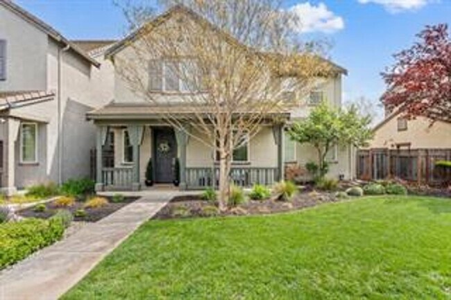462 East Main Avenue, Morgan Hill, CA 95037 photo 2