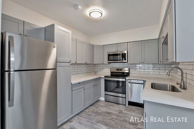 2530 N 17th Way Phoenix, AZ 85006 photo 2