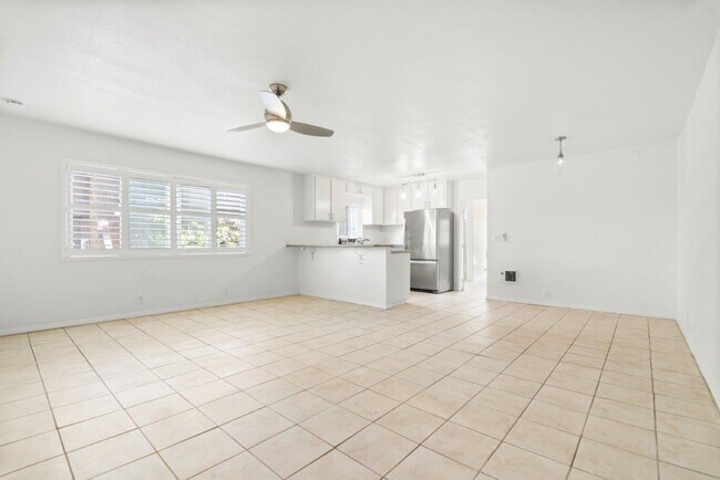 Sierra Seaside Flats photo 3
