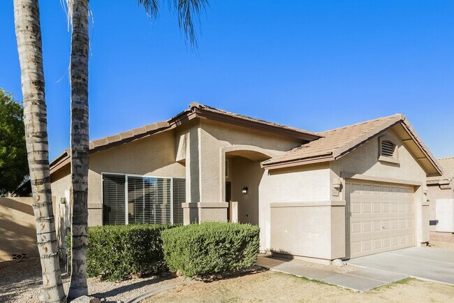 8493 W Monona Ln Peoria, AZ 85382 photo 3