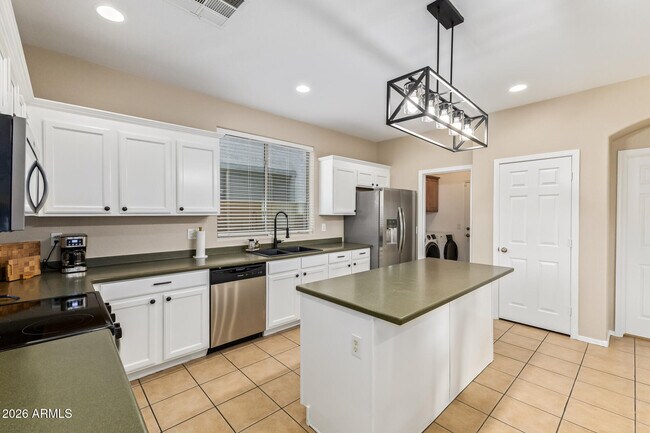 3143 S Southwind Dr Gilbert, AZ 85295 photo 3