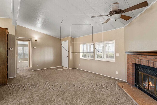 4942 White Lilac Rd Fallbrook, CA 92028 photo 5