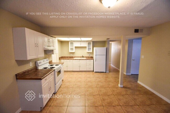 2333 N 55th Ave Phoenix, AZ 85035 photo 3