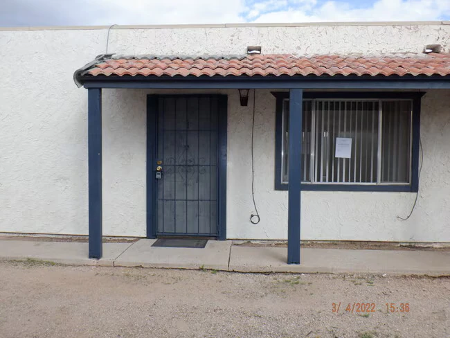 1535 E 29th Ave photo 5