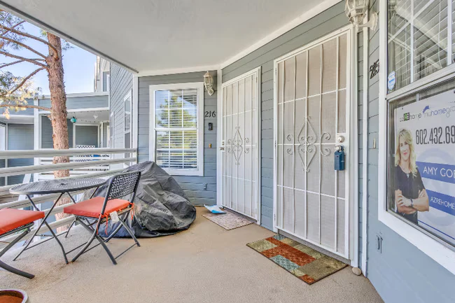 1505 N Center St Mesa, AZ 85201 photo 3