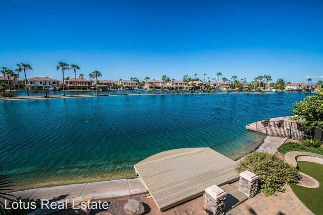 1498 W Commerce Ave Gilbert, AZ 85233 photo 4