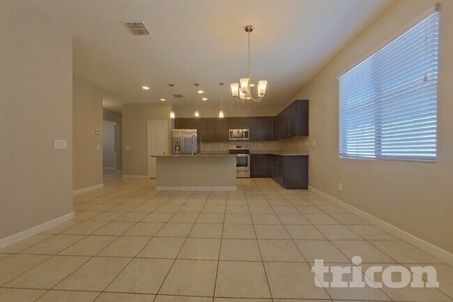2473 S 235th Dr Buckeye, AZ 85326 photo 5