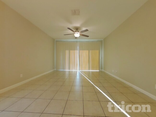 2473 S 235th Dr Buckeye, AZ 85326 photo 2