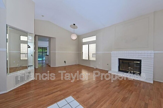 11893 Caminito Ryone San Diego, CA 92128 photo 4
