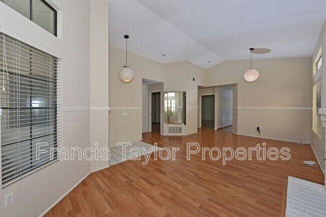 11893 Caminito Ryone San Diego, CA 92128 photo 3