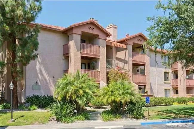 12071 Alta Carmel Ct San Diego, CA 92128
