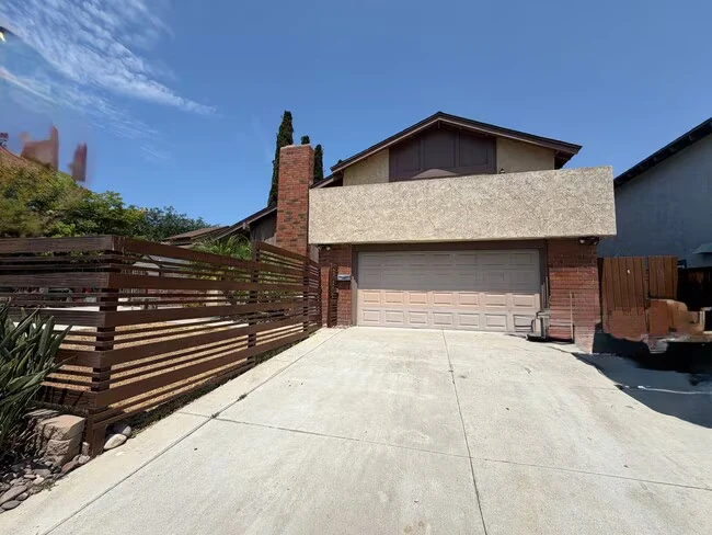 10308 Amaro Ct San Diego, CA 92124 photo 2